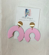 Load image into Gallery viewer, Callie Earrings
